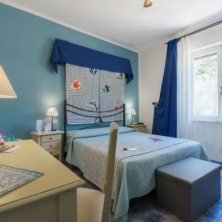 Отель Hotel Sant'Andrea Сант-Андреа