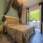 Hotel Sant'Andrea מלון SantʼAndrea