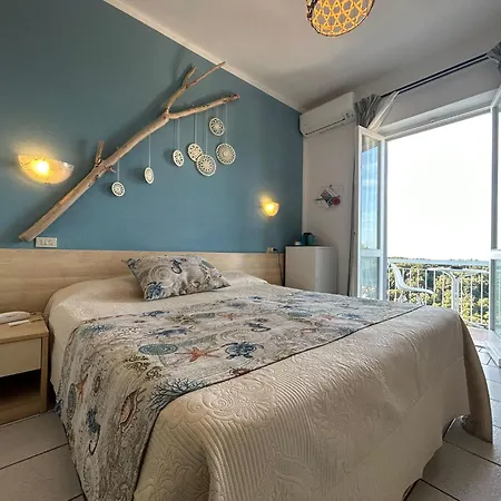 ホテル Hotel Sant'Andrea SantʼAndrea