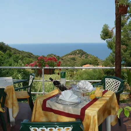 Hotel Sant'Andrea فندق 3*