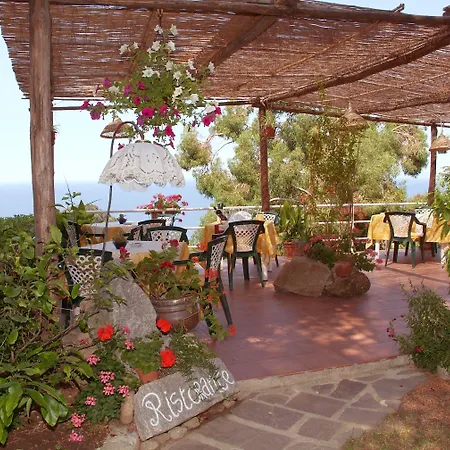 Hotel Sant'Andrea فندق 3*