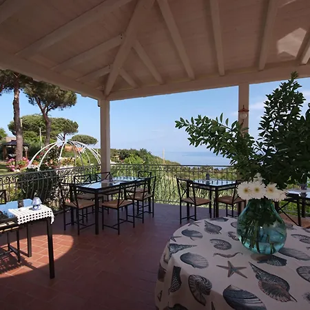 Hotel Sant'Andrea فندق